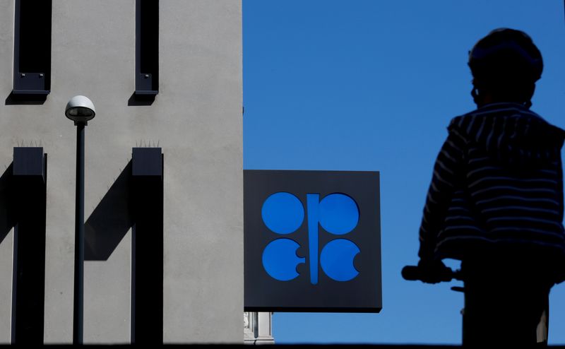 OPEC+ oil output cut talks narrow to 0.5-1.0 million bpd, sources say