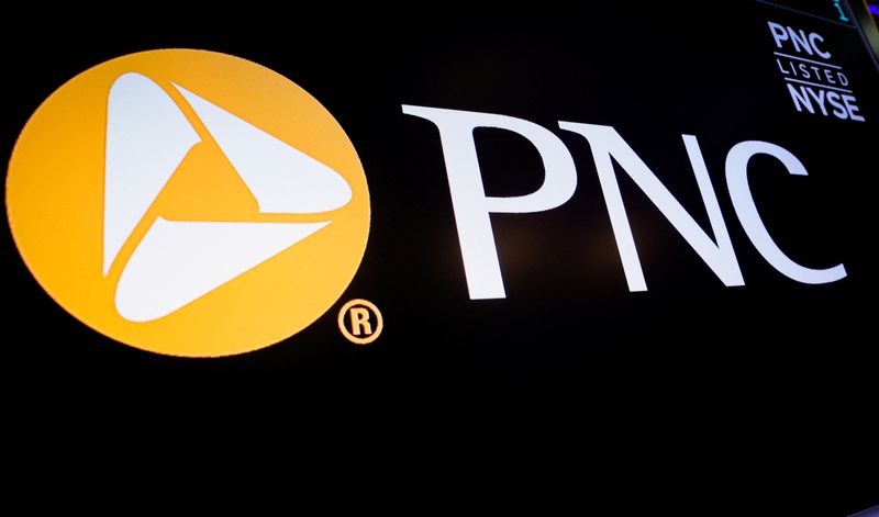 PNC Financial reports drop in profit, begins job cuts