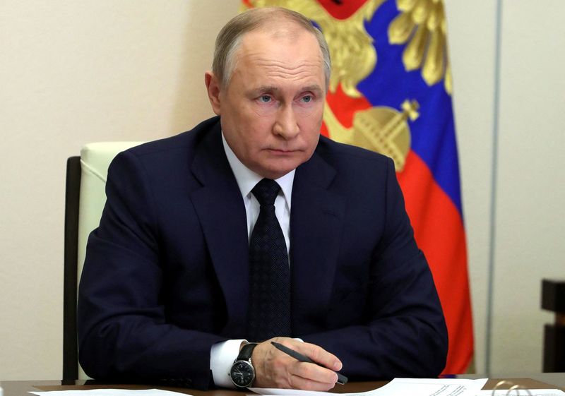 Putin says Russia will enforce rouble payments for gas from Friday