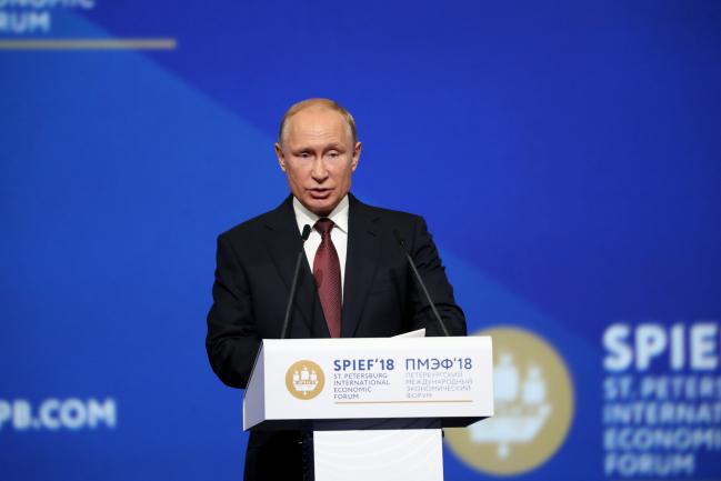 Putin Warns of Global Economic Crisis Over U.S. Trade Policies