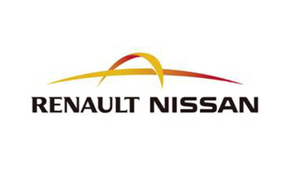 Renault-Nissan boardroom fight masks French merger push