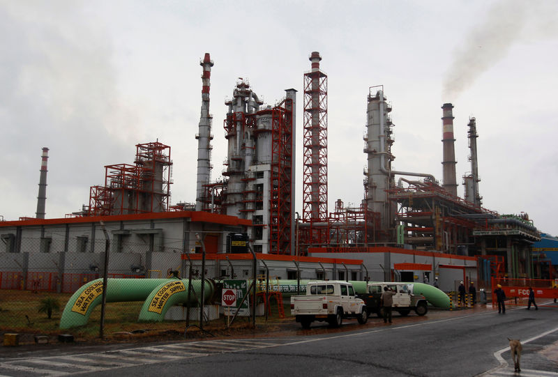 Rising oil turns up heat on vulnerable emerging economies