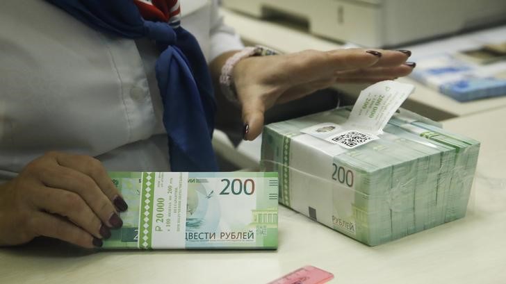 Russian market sell-off to push up inflation, cap economic recovery