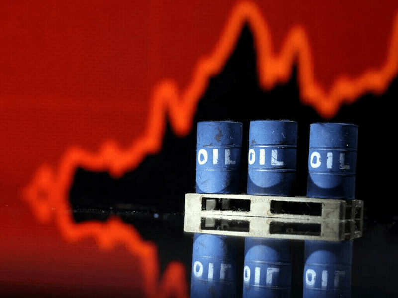 Sale of total petroleum products dip 4% YoY