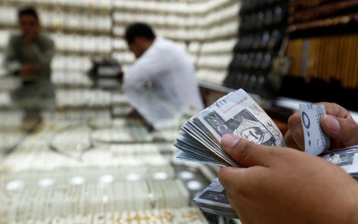 Saudi economy accelerates in second-quarter but private sector still sluggish