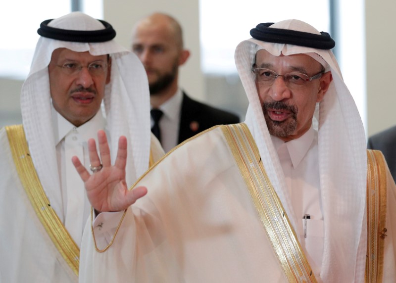 Saudi, Russian energy ministers agree continued oil market coordination