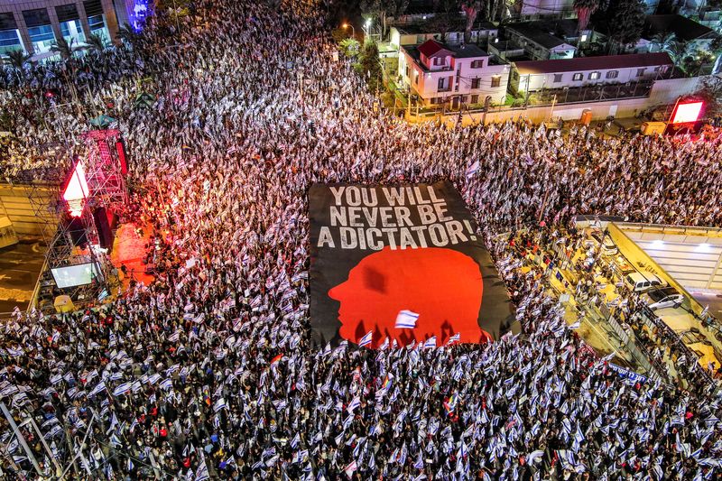 Tens of thousands join protests against Israeli judicial overhaul