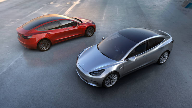 Tesla Model 3: First ride and complete details