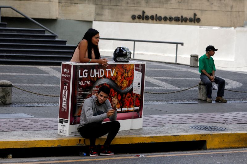 Tight credit, high inflation push Venezuelans to layaway purchases