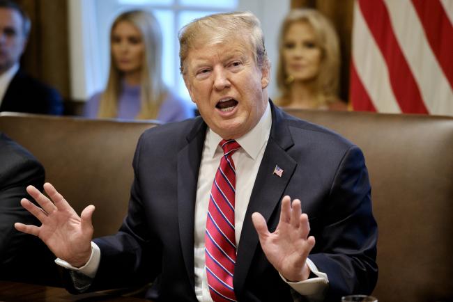 Trump Downplays Shutdown Threat as GOP Opens Path to Border Deal