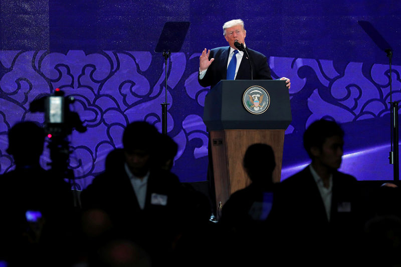 Trump sets out strong trade message at Asia-Pacific meeting