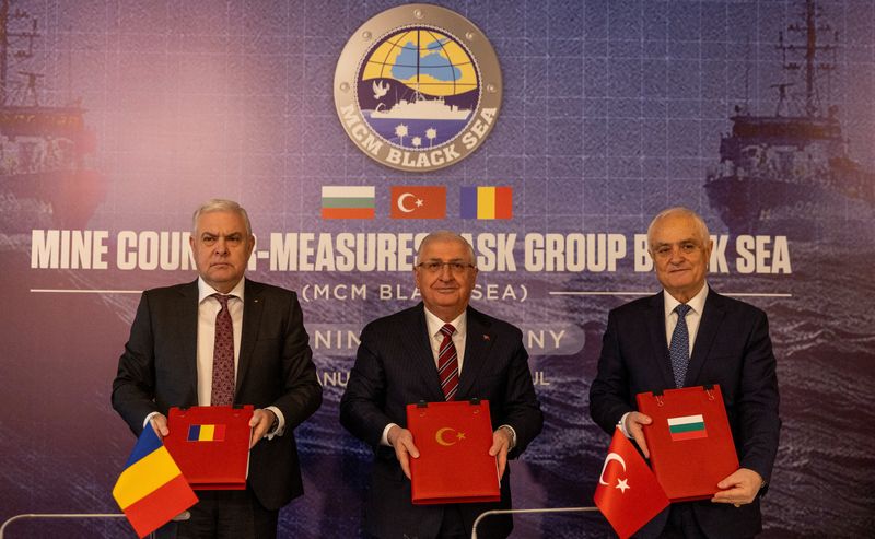 Turkey, Romania, Bulgaria sign deal to clear floating Black Sea mines