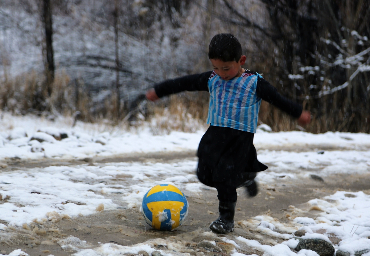 Turkish industry helps find boy famous for wearing plastic Messi shirt