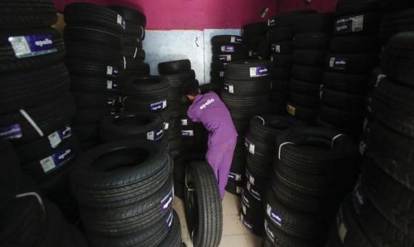 Tyre makers gain on weak rubber prices, increased auto sales