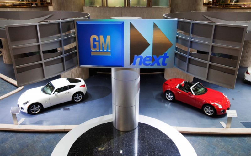 GM teams with enemy Tesla on EV charging