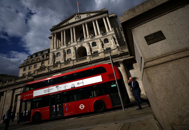 UK lawmakers say BoE