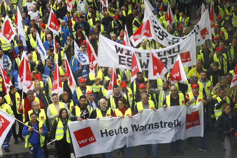 Union chief upbeat on prospects for deal in German wage talks