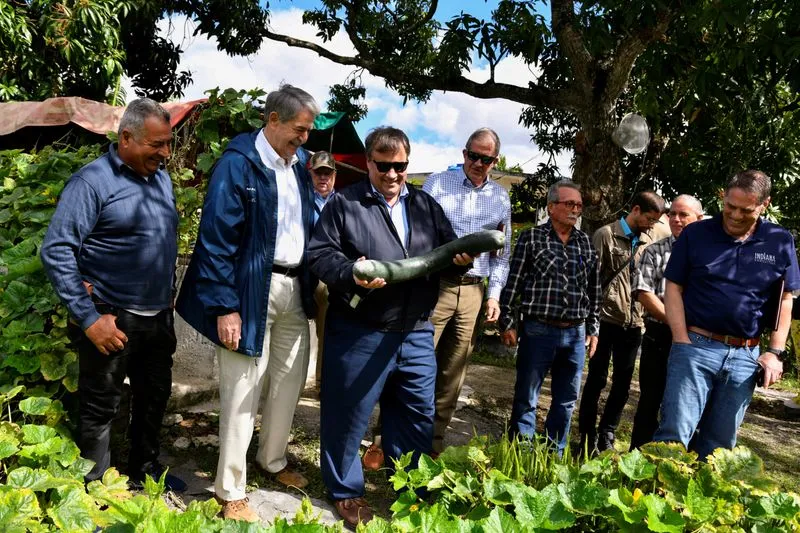 US state agriculture officials eye Cuba