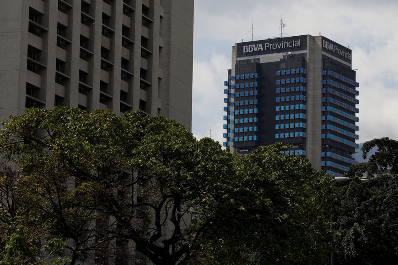 Venezuelan banks shrivel as inflation roars and credit dries up