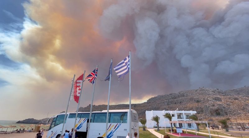 Wildfire on Greek island of Rhodes forces mass evacuations