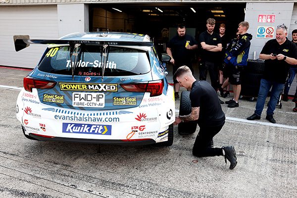 Kwik Fit Apprentices Rise to the Occasion at BTCC Race Weekend